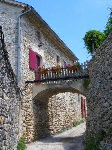 access to the gîtes